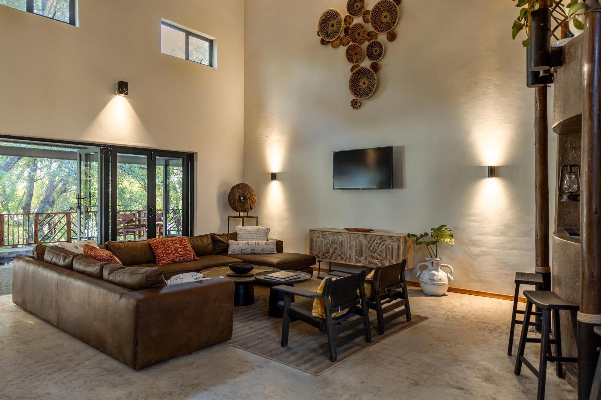 Chobe House Villa And Chalets Kasane Extérieur photo